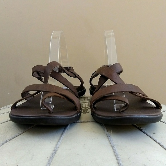 OluKai Shoes | Olukai Upena Brown Leather Strappy Flat Sandals 9 | Poshmark